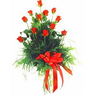 Ankara Yenimahalle Çiçekçi firma ürünümüz kırmızı sade gül demeti