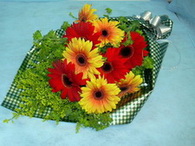 Ankara çiçekçi dükkanımızdan Karışık gerbera çiçekleri buketi